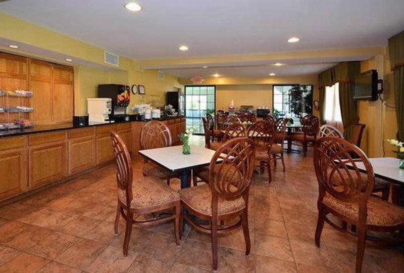 Quality Suites Chestertown Restaurant billede