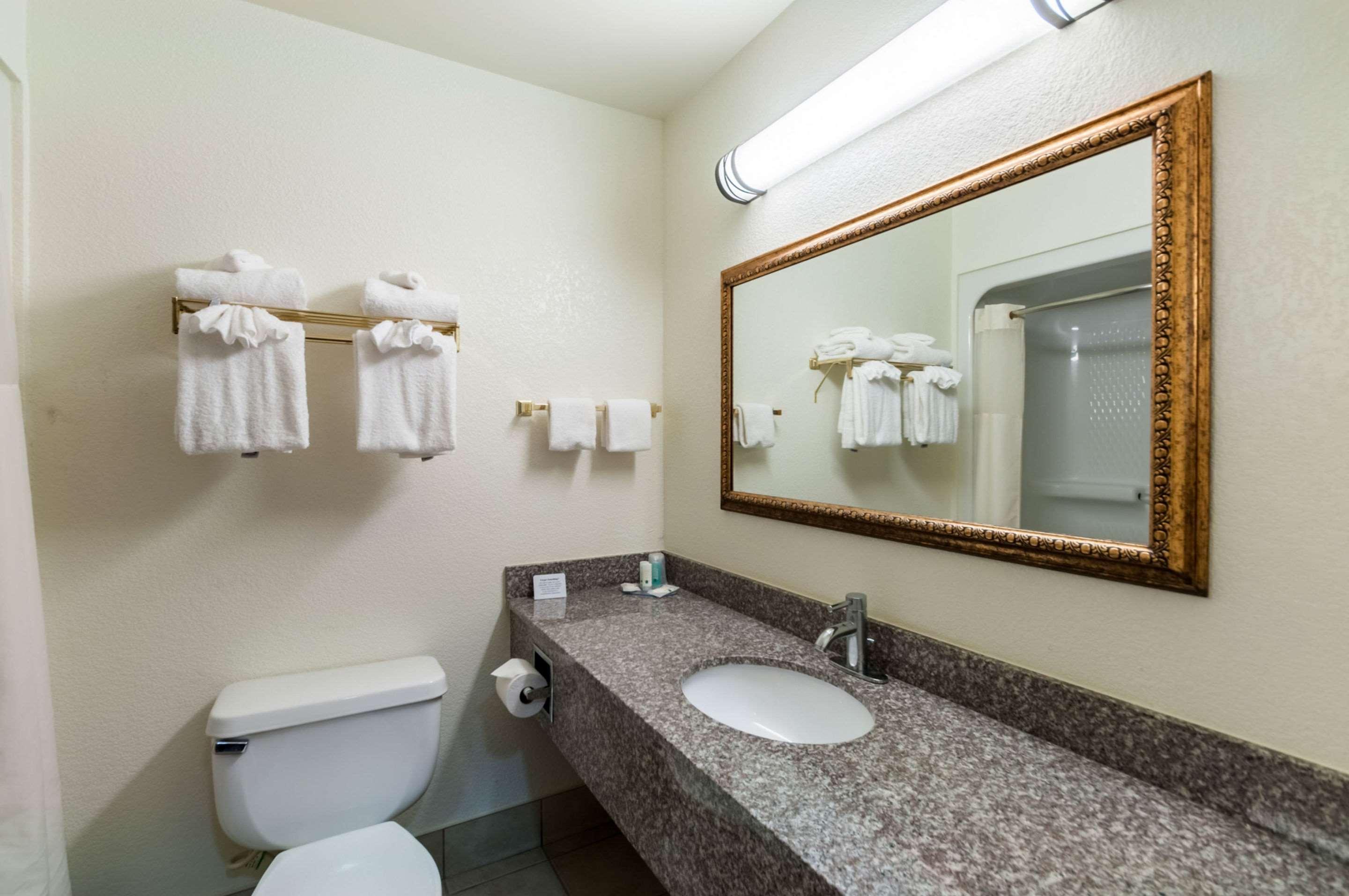 Quality Suites Chestertown Eksteriør billede